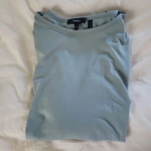 Theory pretty mint color long-sleeved top